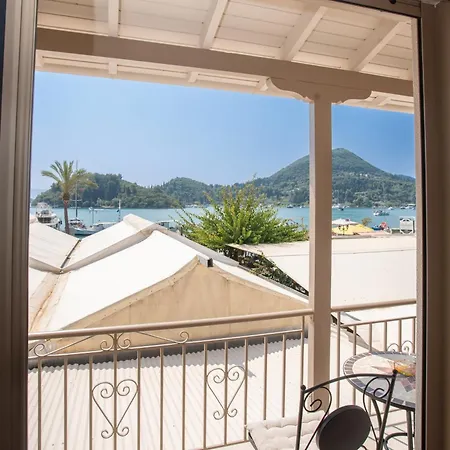 Manolias Center Nydri (Lefkada)
