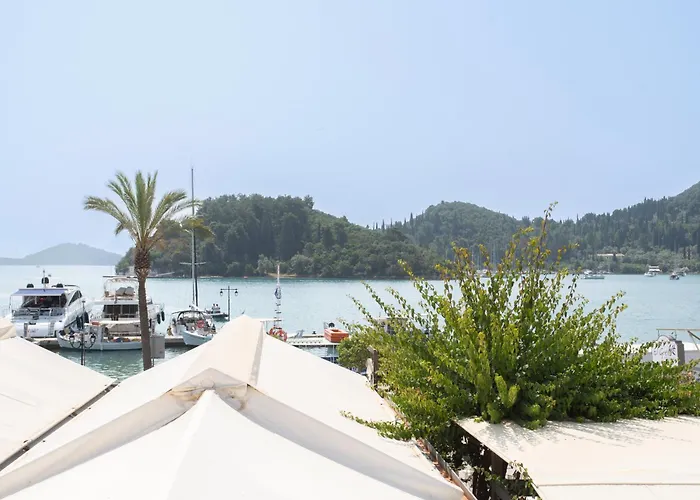 Manolias Center * Nydri (Lefkada)